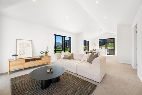 Photo of property in 3 Simpson Crescent, Wanaka, 9305