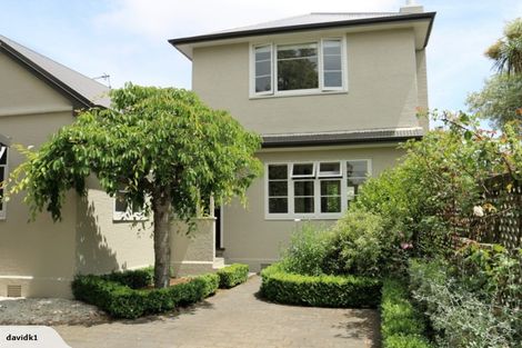 Photo of property in 35 Garreg Road, Fendalton, Christchurch, 8052