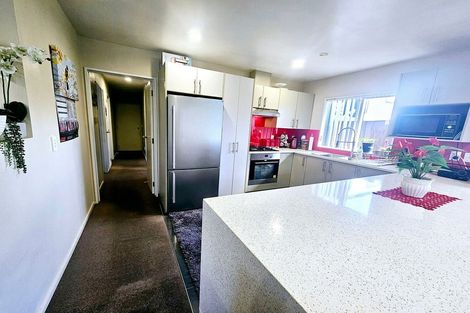 Photo of property in 3/331 Massey Road, Mangere East, Auckland, 2024