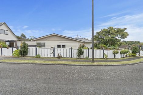 Photo of property in 3 Jensen Place, Frankleigh Park, New Plymouth, 4310