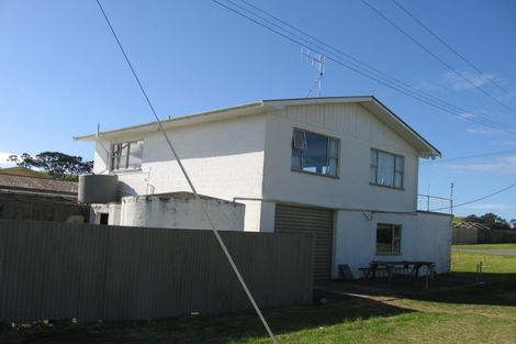 Photo of property in 3 Mcgregor Street, Taiharuru, Onerahi, 0192