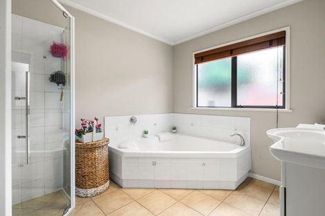 Photo of property in 25 Millennium Heights, Flagstaff, Hamilton, 3210