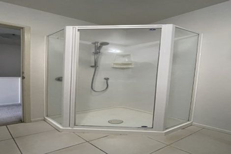 Photo of property in 11 Waihi Way, East Tamaki, Auckland, 2013