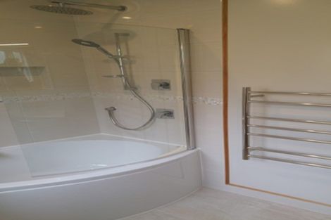 Photo of property in 3 Aylesbury Way, Karori, Wellington, 6012