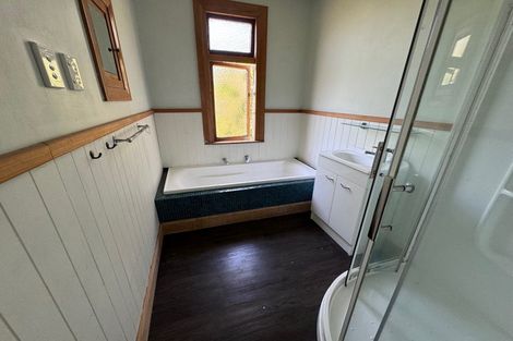 Photo of property in 25 Wairau Road, Picton, 7220