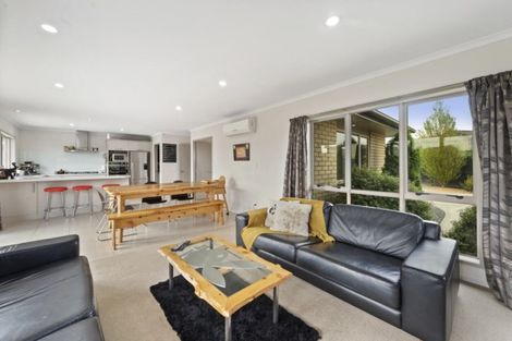 Photo of property in 6 Briar Rose Court, Huntington, Hamilton, 3210