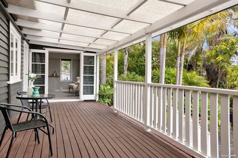 Photo of property in 88 Saddleback Rise, Murrays Bay, Auckland, 0630