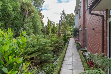 Photo of property in 17a Hamilton Avenue, Ilam, Christchurch, 8041