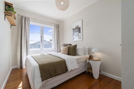 Photo of property in 1/38 Eastglen Road, Glen Eden, Auckland, 0602