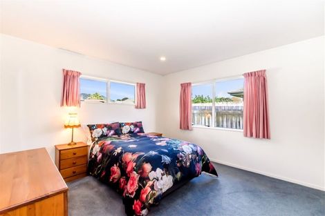 Photo of property in 9a Heihei Place, Paraparaumu, 5032