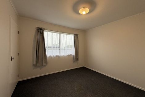 Photo of property in 5 Westra View, Tawa, Wellington, 5028