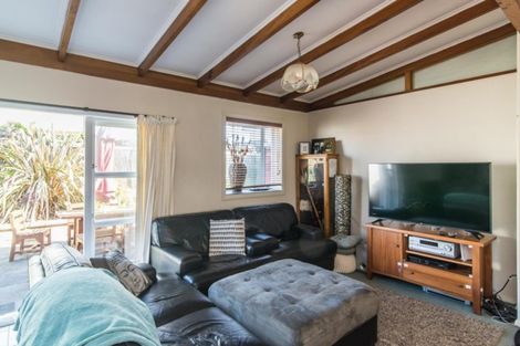 Photo of property in 155 Manly Street, Paraparaumu Beach, Paraparaumu, 5032