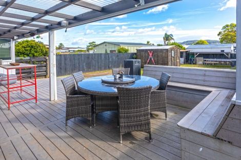 Photo of property in 114 Chartwell Avenue, Whangamata, 3620