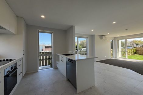 Photo of property in 12a Greenock Road, Ranui, Auckland, 0612