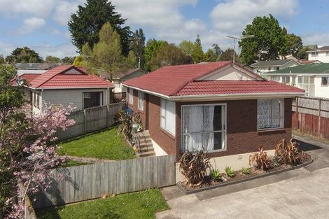 Photo of property in 4 Sabot Place, Massey, Auckland, 0614