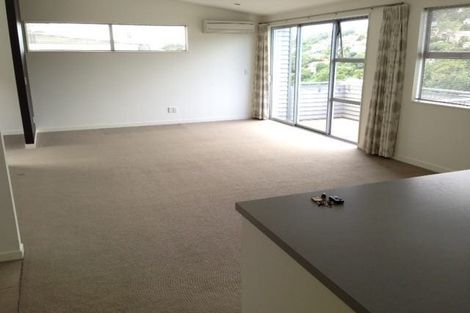 Photo of property in 49 Tiketike Way, Brooklyn, Wellington, 6021