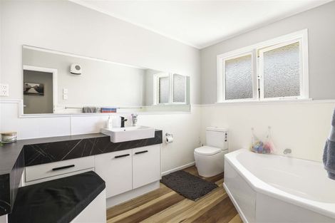 Photo of property in 4 Gordon Street, Hillcrest, Hamilton, 3216