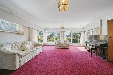 Photo of property in 18 Millbrook Road, Henderson, Auckland, 0612