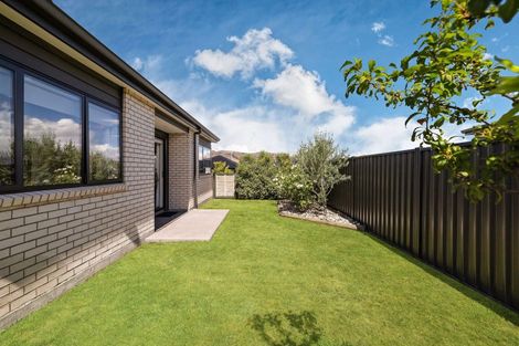 Photo of property in 17 Guano Crescent, Cromwell, 9310