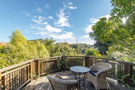 Photo of property in 79 Milton Road, Bluff Hill, Napier, 4110