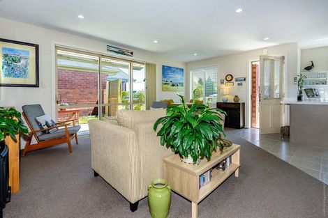 Photo of property in 27 Saltaire Street, North New Brighton, Christchurch, 8083