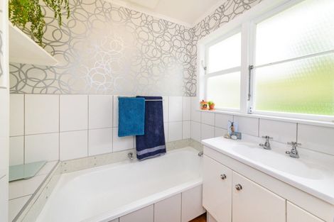 Photo of property in 160 West Street, Feilding, 4702