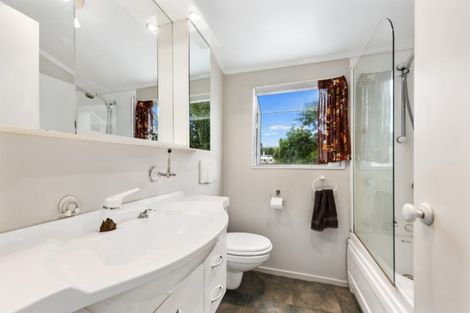 Photo of property in 159d Stokes Valley, Stokes Valley, Lower Hutt, 5019