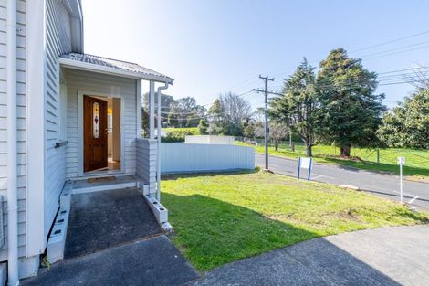 Photo of property in 14 Downe Street, New Plymouth, 4310