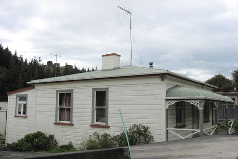 Photo of property in 11 Forres Street, Durie Hill, Whanganui, 4500