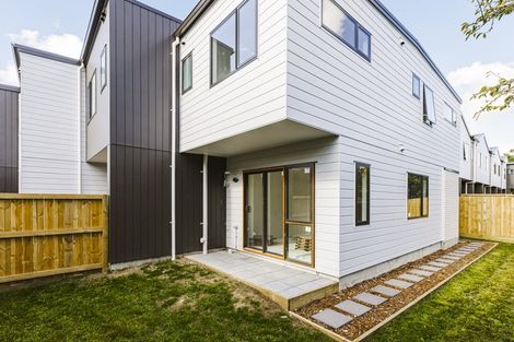 Photo of property in 57 Paetai Lane, Te Atatu Peninsula, 0610