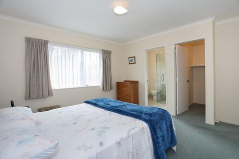 Photo of property in 17 Johnson Street, Bulls, 4818