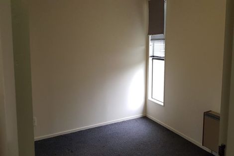 Photo of property in 2 Kekeno Grove, Tirohanga, Lower Hutt, 5010