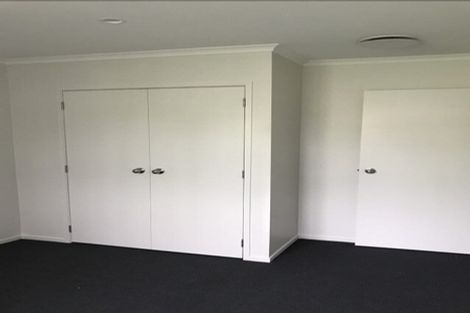 Photo of property in 129 Tidal Road, Mangere, Auckland, 2022