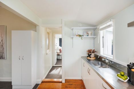 Photo of property in 31 Lombard Street, Palmerston North, 4410