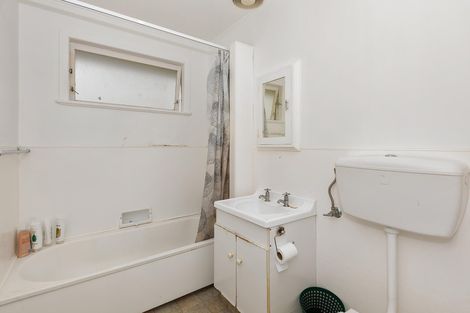 Photo of property in 1/2 Oak Street, Morrinsville, 3300