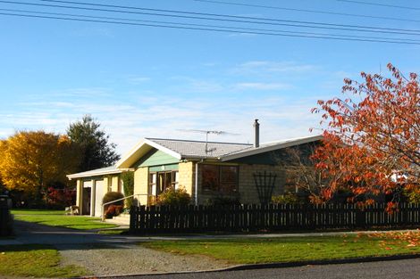 Photo of property in 35 Huron Street, East Gore, Gore, 9710