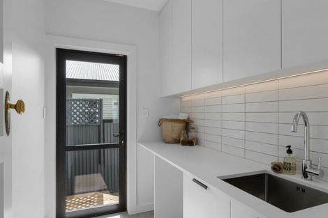 Photo of property in 69 Tomes Road, St Albans, Christchurch, 8052