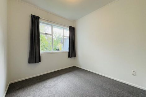 Photo of property in 12 Bittern Place, Henderson, Auckland, 0610