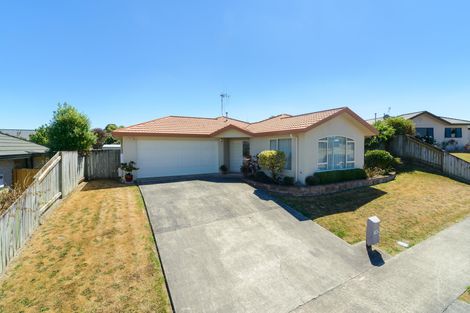 Photo of property in 100 Parnell Heights, Kelvin Grove, Palmerston North, 4414