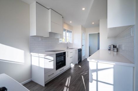 Photo of property in 8 Denise Crescent, Hornby, Christchurch, 8042