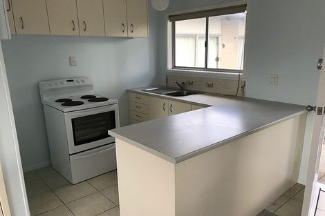 Photo of property in 20/72 Kitchener Road, Milford, Auckland, 0620