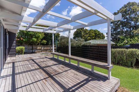 Photo of property in 1/17 Bain Place, Bucklands Beach, Auckland, 2014