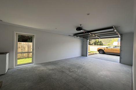 Photo of property in 26 Koru Loop, Paraparaumu, 5032