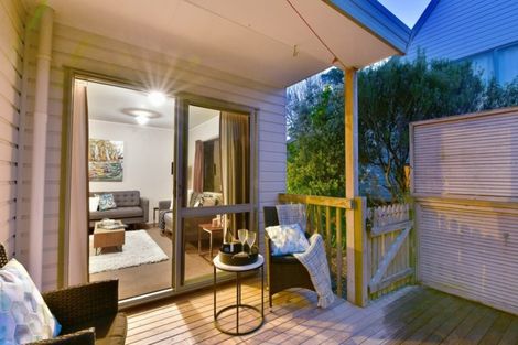 Photo of property in 3 Logan Lane, Stanmore Bay, Whangaparaoa, 0932