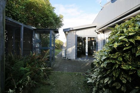 Photo of property in 36 West Plains Road, Waikiwi, Invercargill, 9810