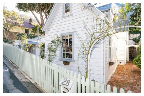 Photo of property in 28 Ascot Street, Thorndon, Wellington, 6011