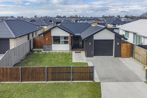 Photo of property in 30 Mehrtens Crescent, Woodend, 7610