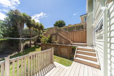 Photo of property in 21 Nevay Road, Miramar, Wellington, 6022