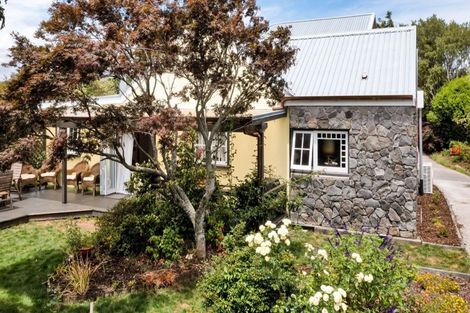 Photo of property in 543 Manutahi Road, Lepperton, New Plymouth, 4373