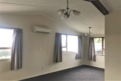 Photo of property in 2/23 Oxford Street, West End, Timaru, 7910